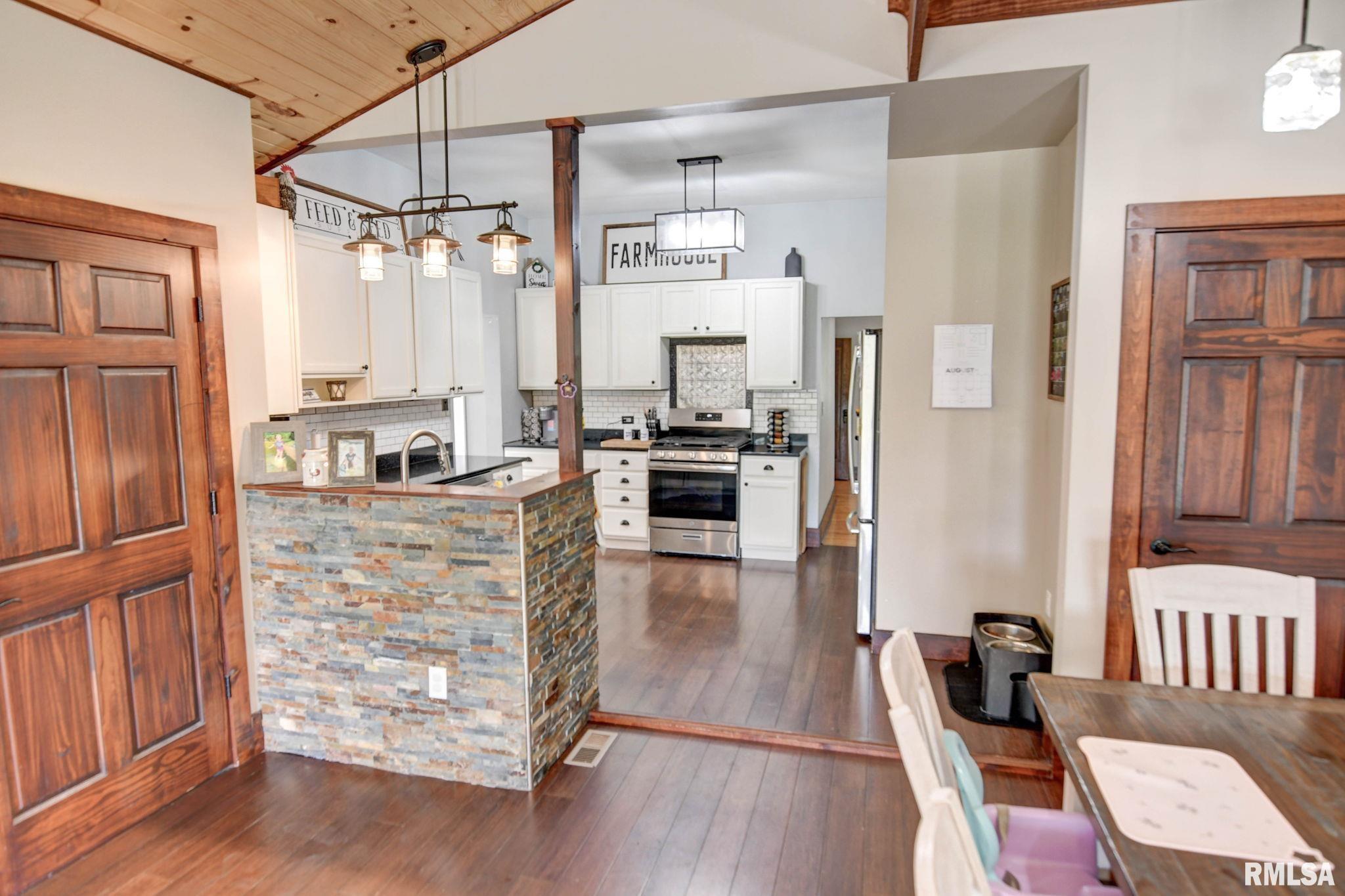 6072 Iron Bridge Road Chatham, IL 62629 - Photo 45 of 50