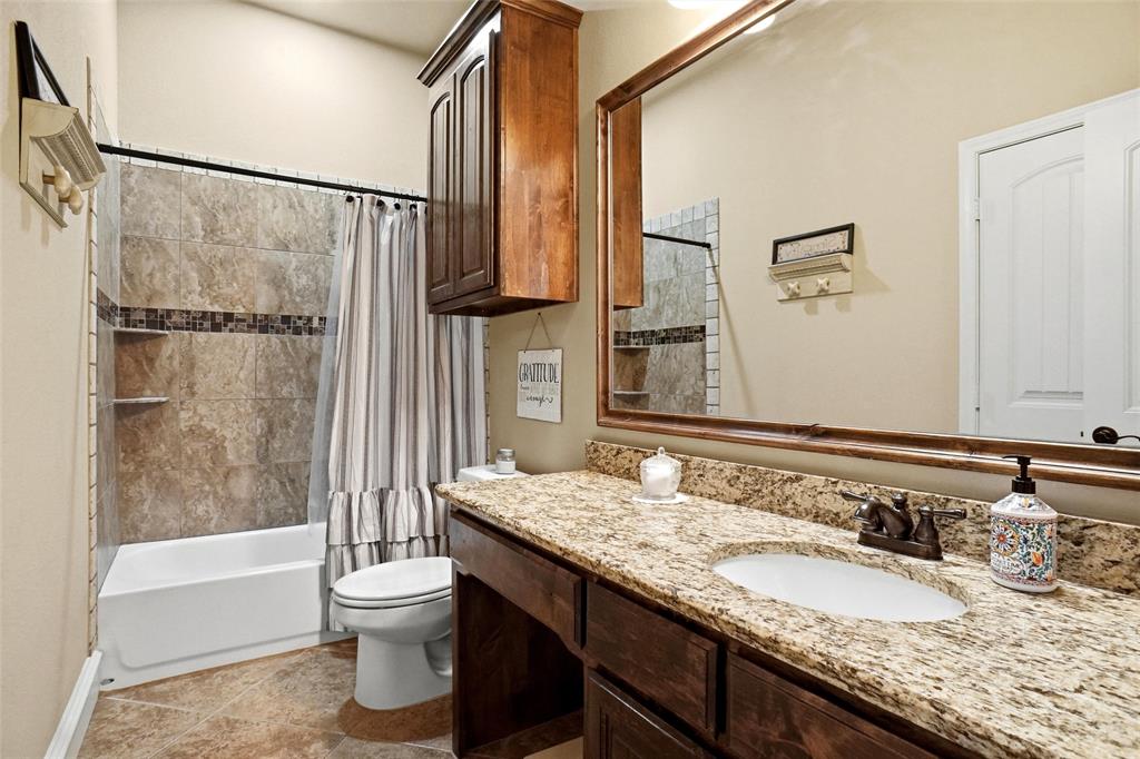 124 Carnes Court Springtown, TX 76082 - Photo 25 of 40