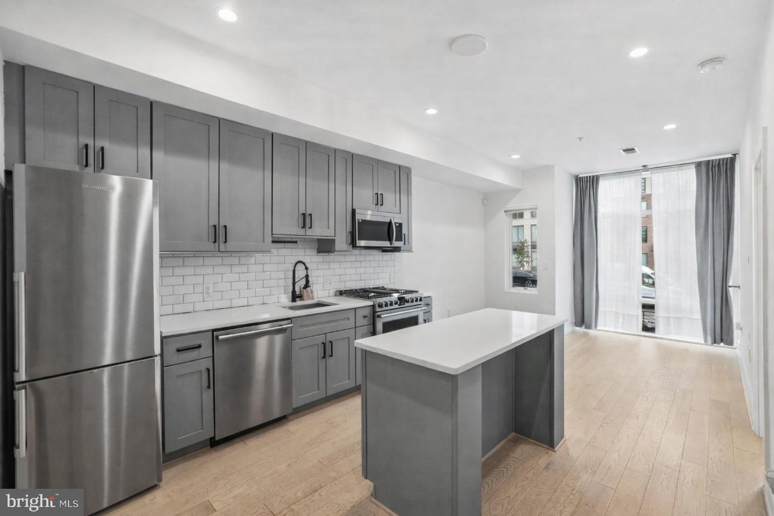1510 North Capitol Street Northwest, Unit 101 Washington, DC 20002 - Photo 4 of 25 Kitchen