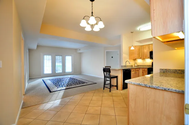 $294,000 | 214 Pine Hill Boulevard, Unit 214, Plymouth, CT 06782