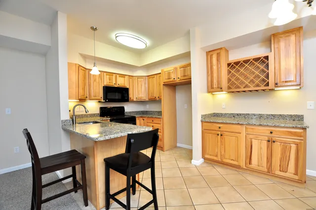 $294,000 | 214 Pine Hill Boulevard, Unit 214, Plymouth, CT 06782