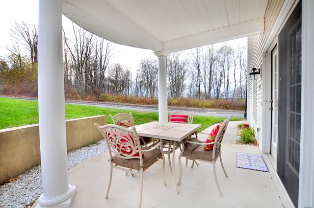 $294,000 | 214 Pine Hill Boulevard, Unit 214, Plymouth, CT 06782