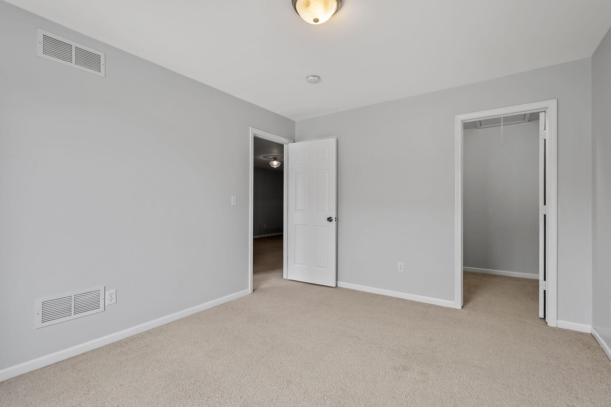 9573 Luebcke Lane Crown Point, IN 46307 - Photo 32 of 42 2048x1365