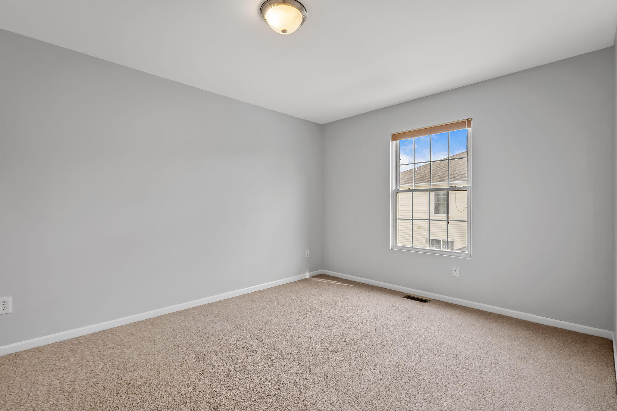 9573 Luebcke Lane Crown Point, IN 46307 - Photo 33 of 42 2048x1365