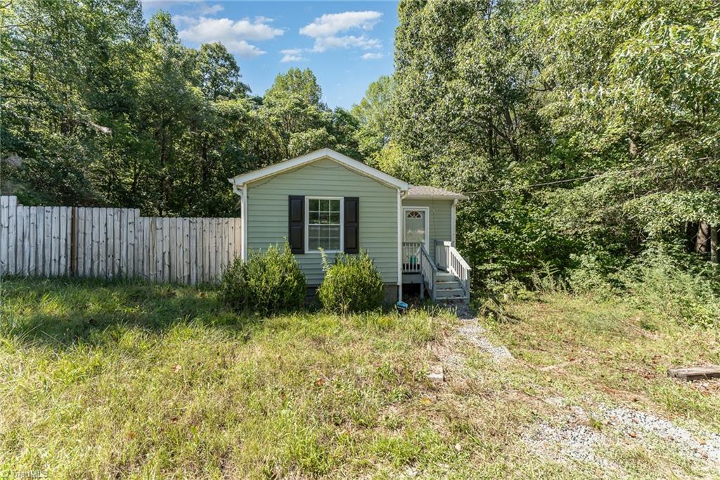 4660 Pine Hall Road Walkertown, NC 27051 - Photo 2 of 17 Gallery Image 2