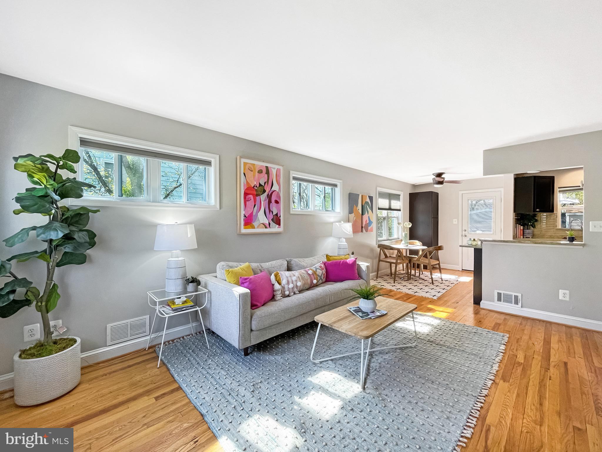 7210 Annapolis Road Hyattsville, MD 20784 - Photo 2 of 33