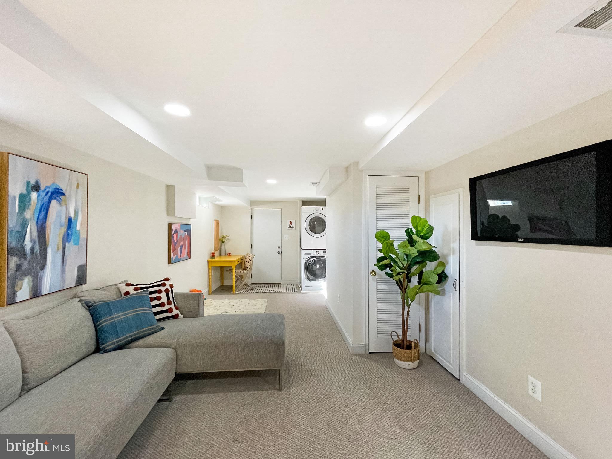 7210 Annapolis Road Hyattsville, MD 20784 - Photo 26 of 33