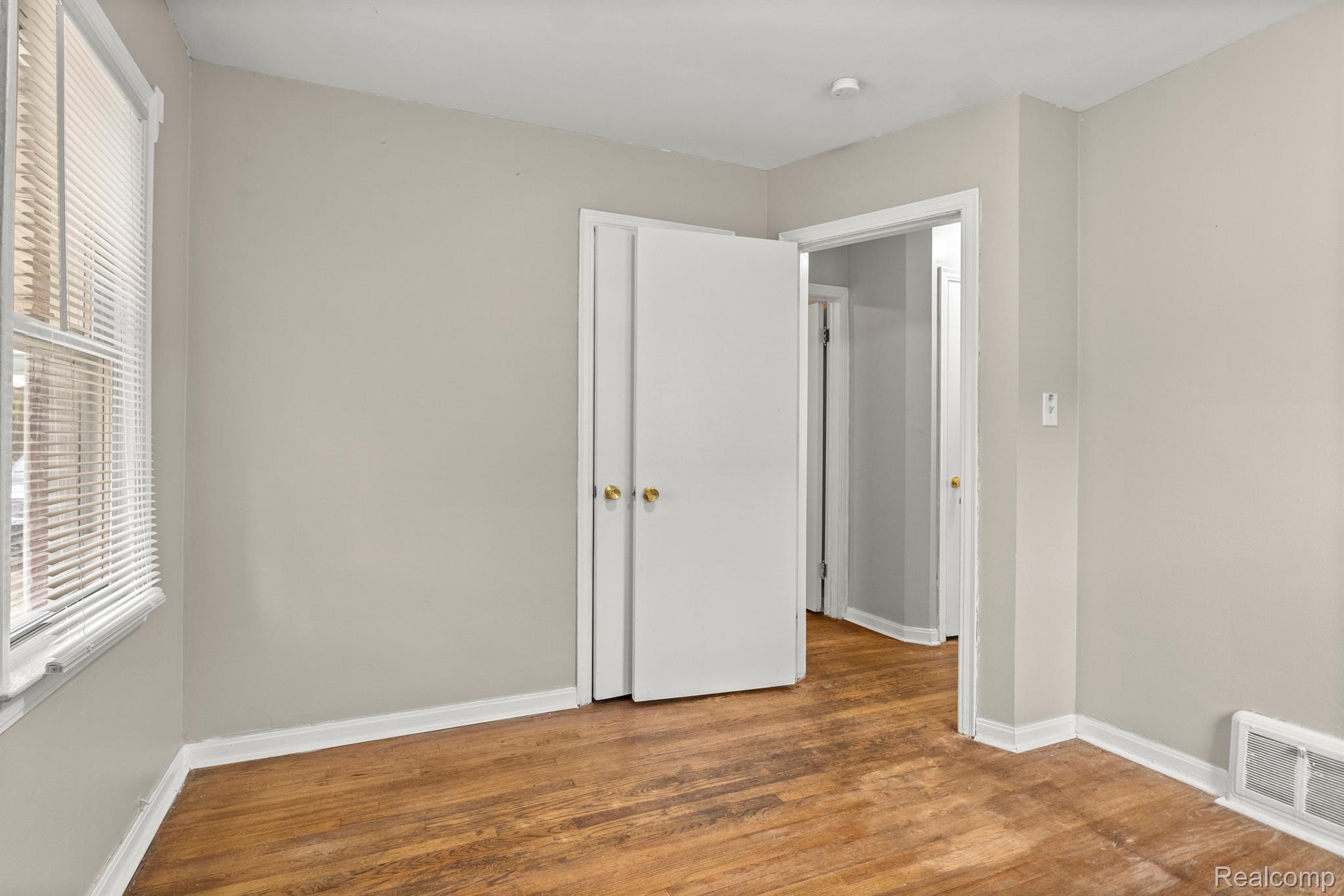 18475 Huntington Road Detroit, MI 48219 - Photo 17 of 33 Gallery Image 17