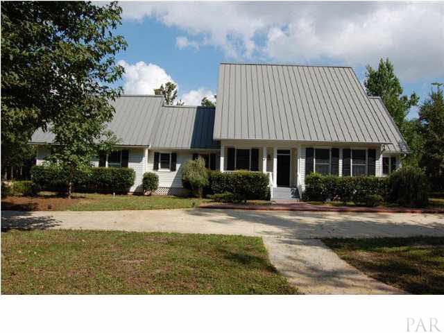 1847 Pearson Road Milton, FL 32583 - Photo 1 of 23 Front elevation