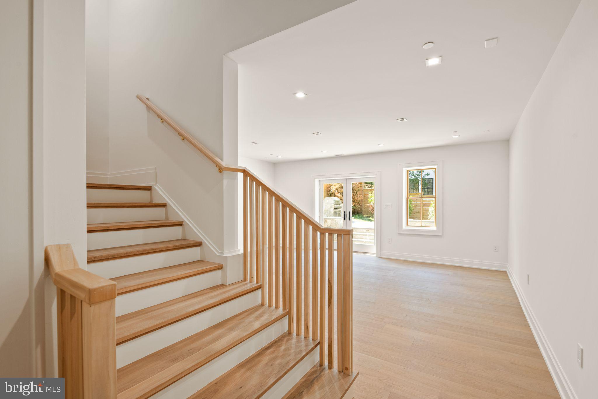 5022 Cathedral Avenue Northwest Washington, DC 20016 - Photo 39 of 50