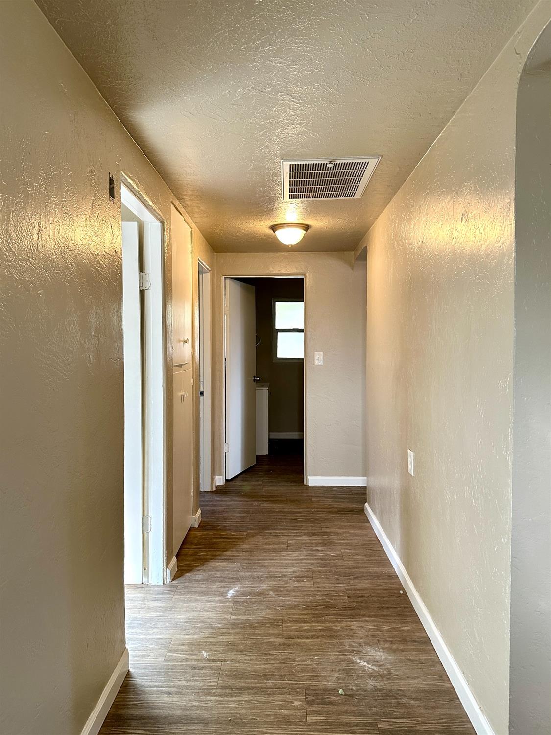 922 E Street Reedley, CA 93654 - Photo 8 of 24