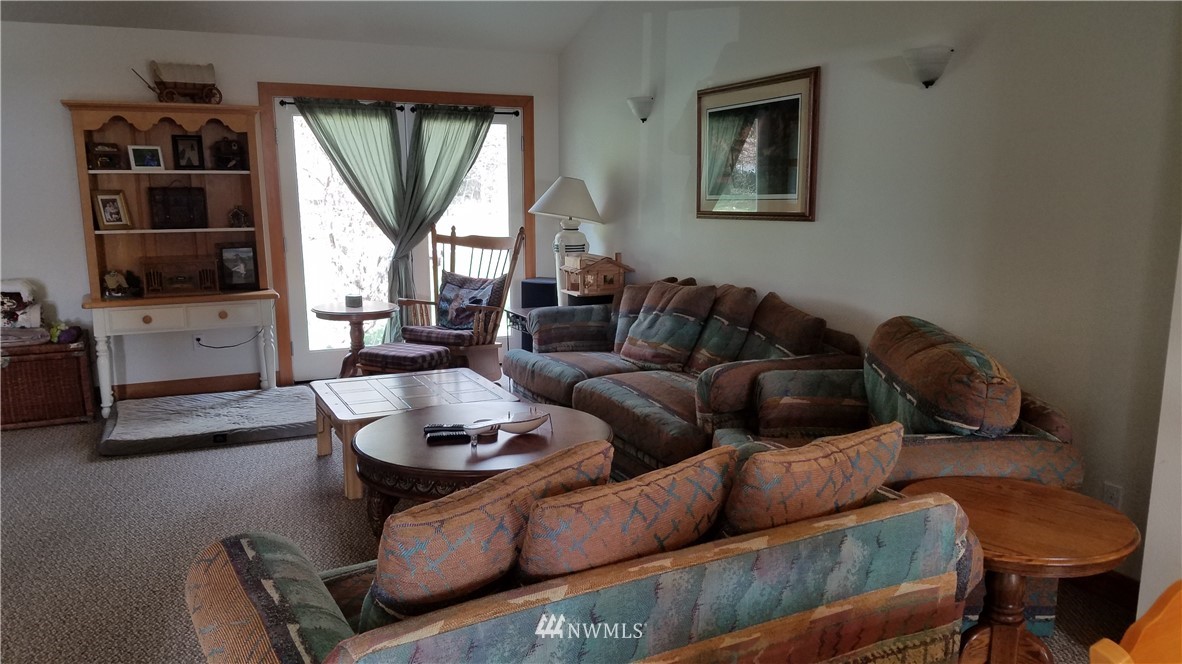 12901 Yeager Road Monroe, WA 98272 - Photo 7 of 20