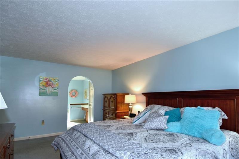 3076 Haberlein Road Gibsonia, PA 15044 - Photo 14 of 25 Gallery Image 14