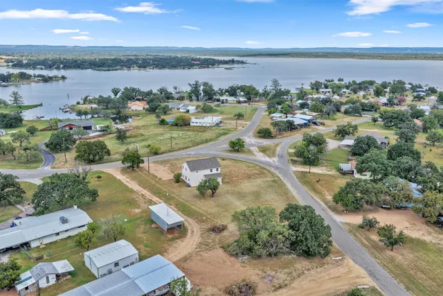 $348,900 | 338 Golden Beach Drive, Buchanan Dam, TX 78609