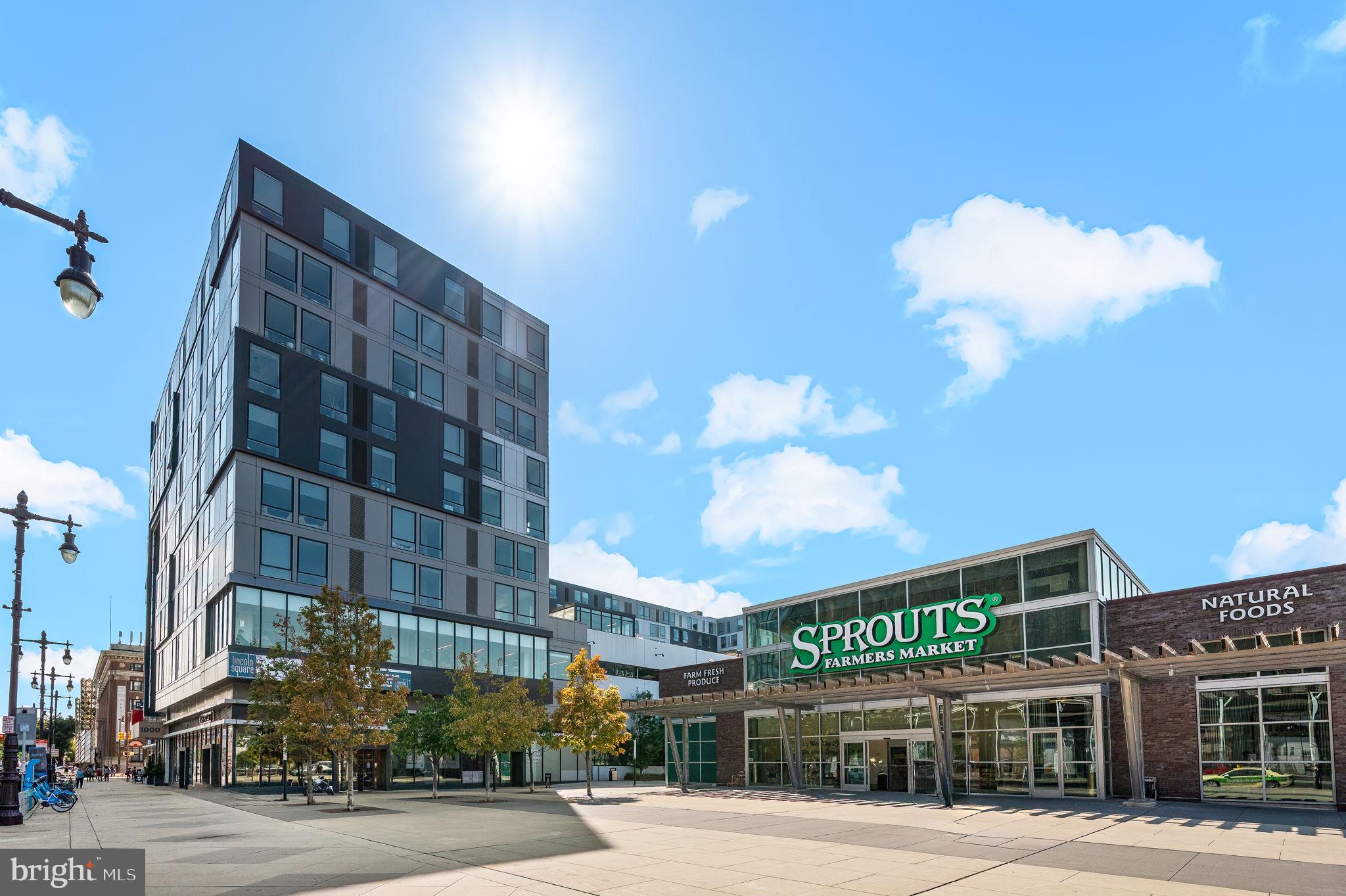 1711 Montrose Street Philadelphia, PA 19146 - Photo 26 of 28 Lincoln Square