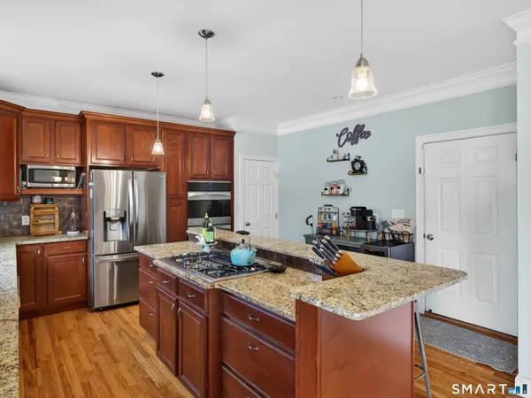 $515,000 | 6 Constance Street, New Haven, CT 06512