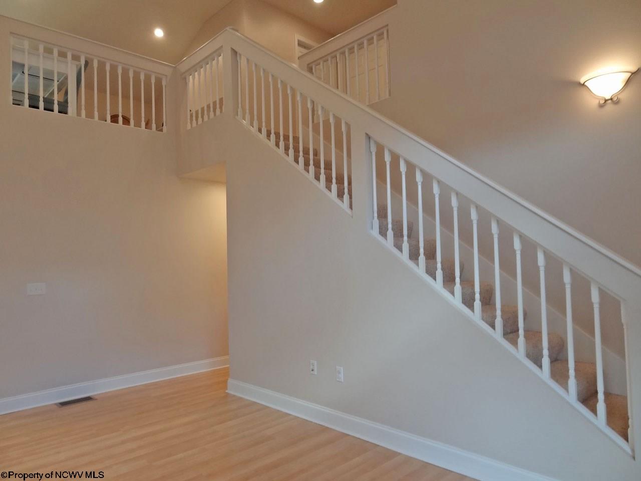 37 Pleasant Ridge Lane Morgantown, WV 26508 - Photo 6 of 20 Gallery Image 6
