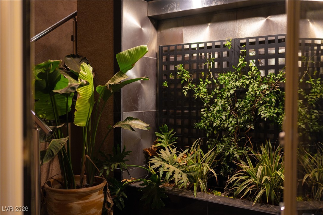 2817 High View Drive Henderson, NV 89014 - Photo 12 of 77 View of community lobby