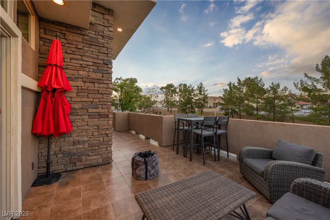 2817 High View Drive Henderson, NV 89014 - Photo 53 of 77 View of patio