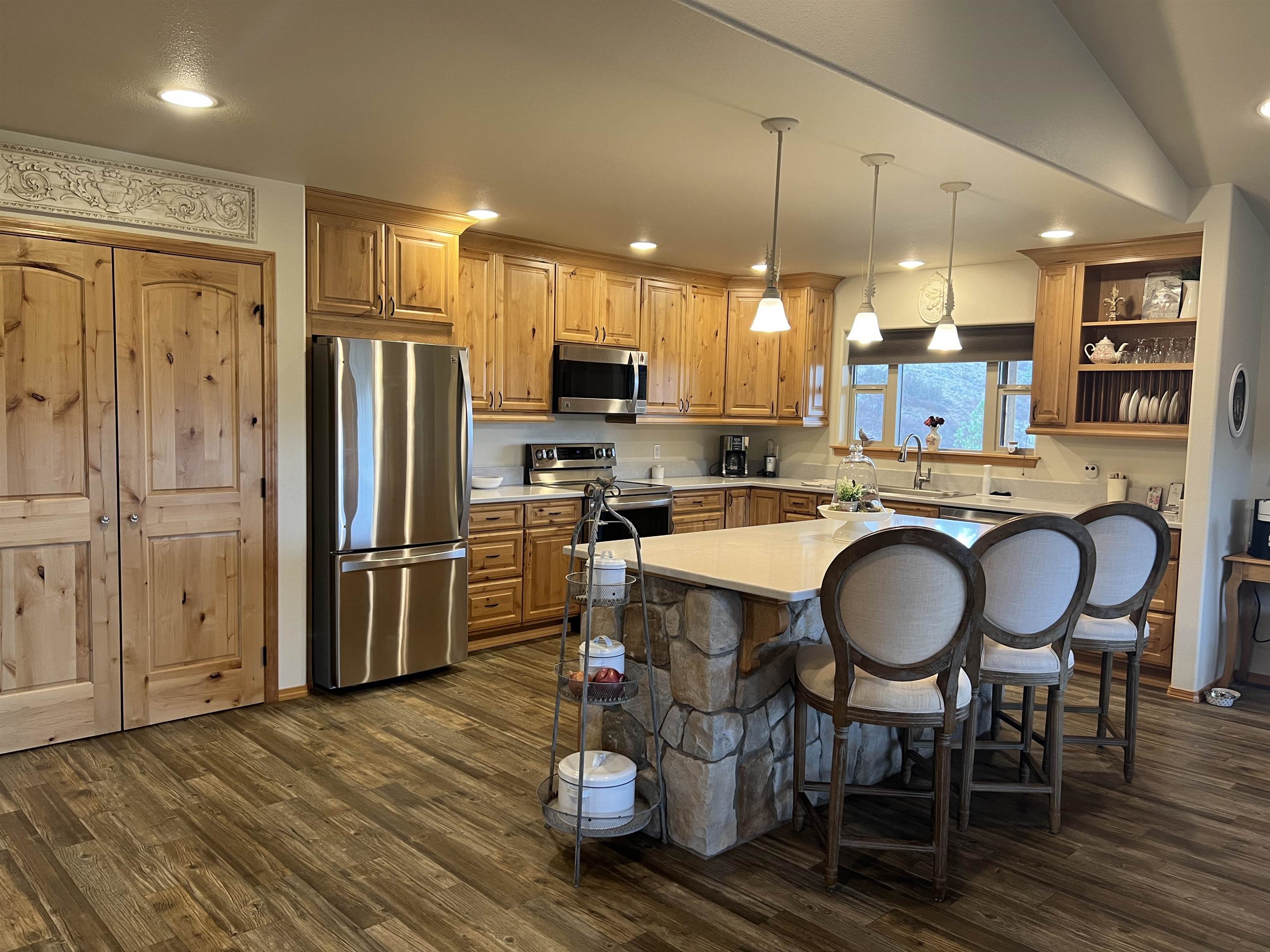 354 Vulcan Mountain Road Curlew, WA 99118 - Photo 17 of 50