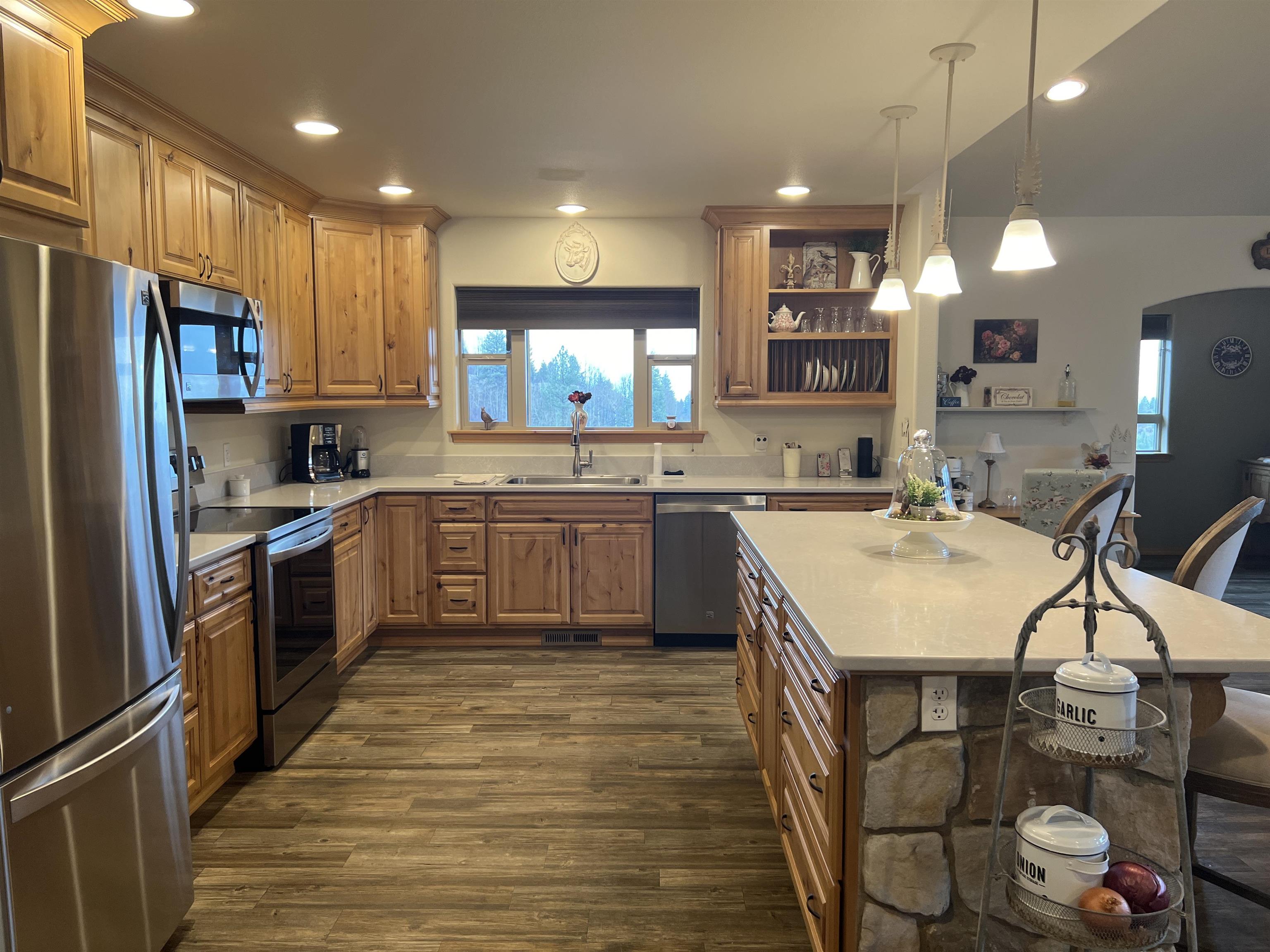 354 Vulcan Mountain Road Curlew, WA 99118 - Photo 19 of 50