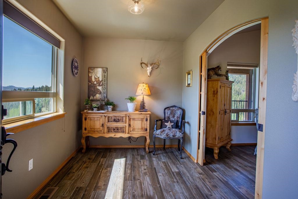 354 Vulcan Mountain Road Curlew, WA 99118 - Photo 9 of 50