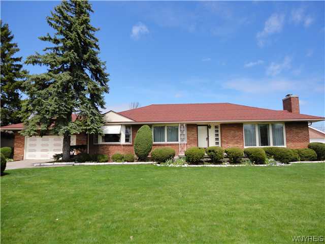 440 Lebrun Road Amherst, NY 14226 - Photo 1 of 1 Exterior Front