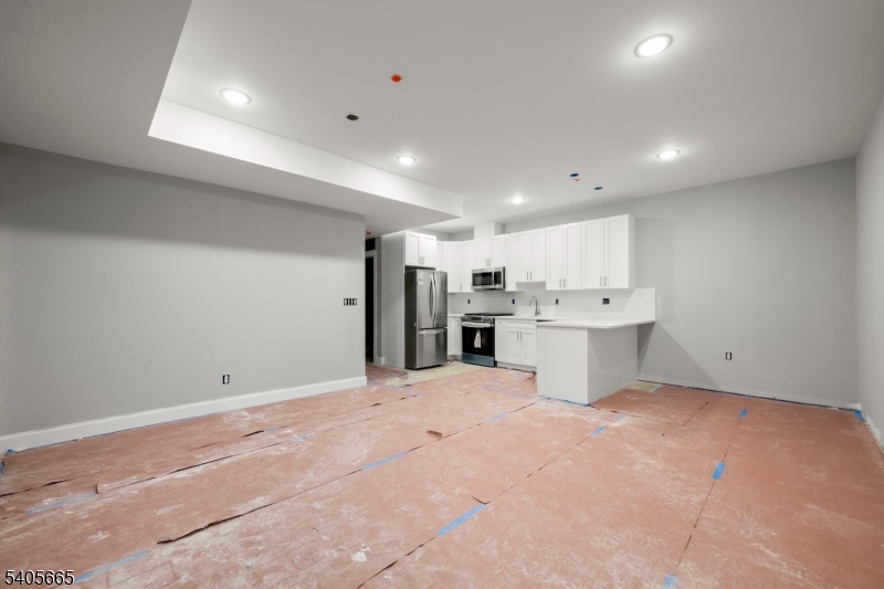 512 South 15th Street Newark, NJ 07103 - Photo 2 of 35 a view of a kitchen with appliances