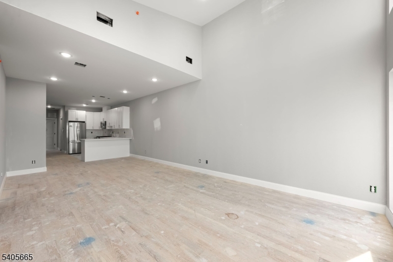 512 South 15th Street Newark, NJ 07103 - Photo 22 of 35 a view of kitchen and refrigerator