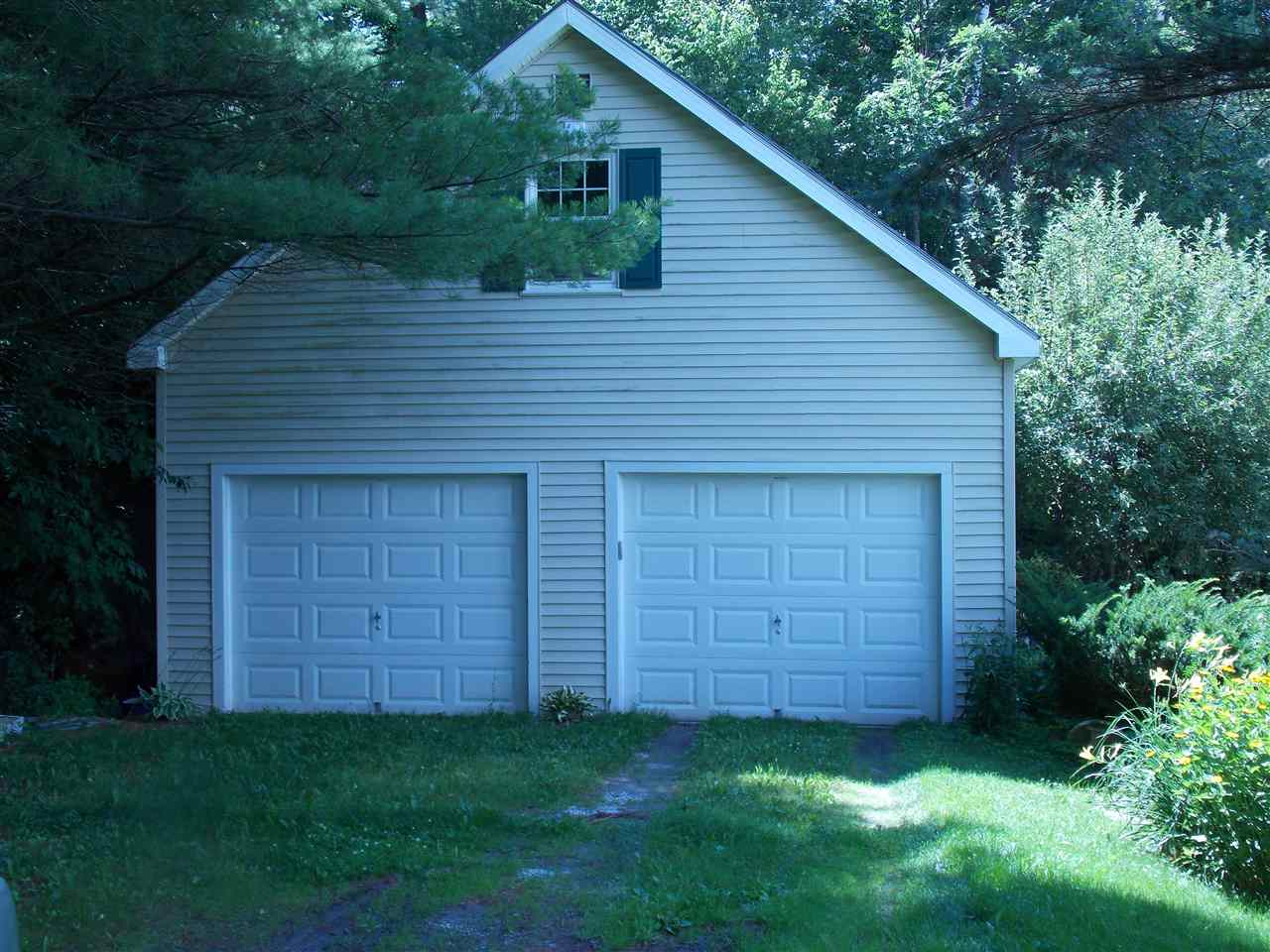 2160 North Pownal Road Pownal, VT 05261 - Photo 4 of 36