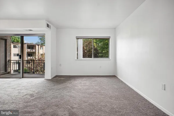 $195,000 | 12303 Braxfield Court, Unit 391, Rockville, MD 20852