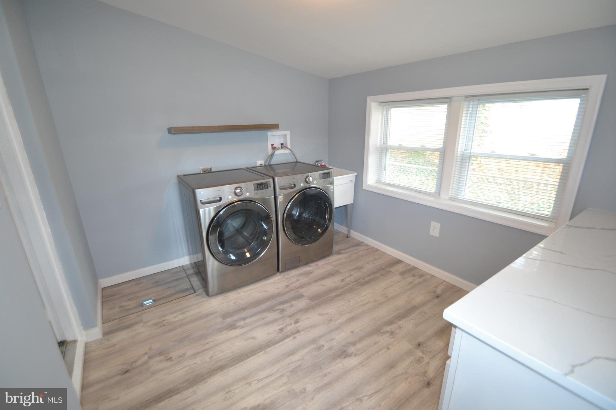 8 Oakmere Road Owings Mills, MD 21117 - Photo 17 of 21 Laundry