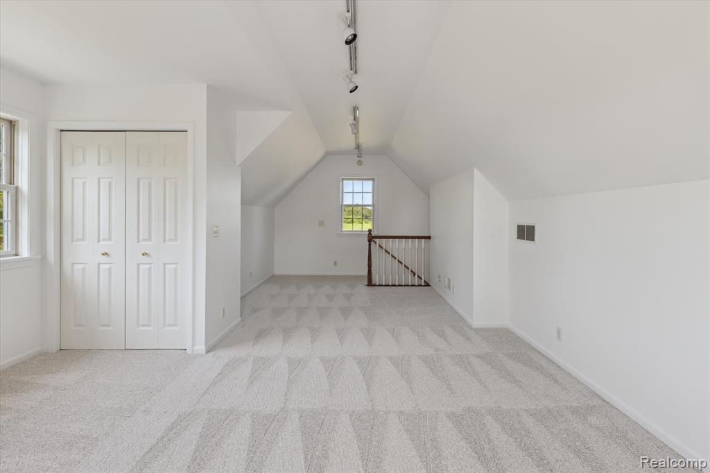 10934 Baker Road Frankenmuth, MI 48734 - Photo 20 of 38
