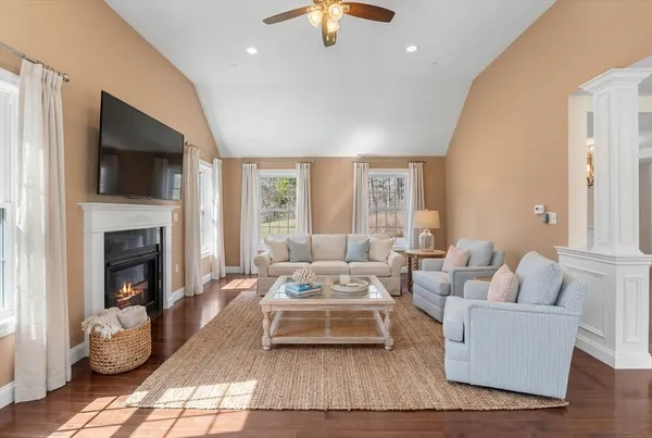 $997,000 | 10 Delray Drive, Haverhill, MA 01832