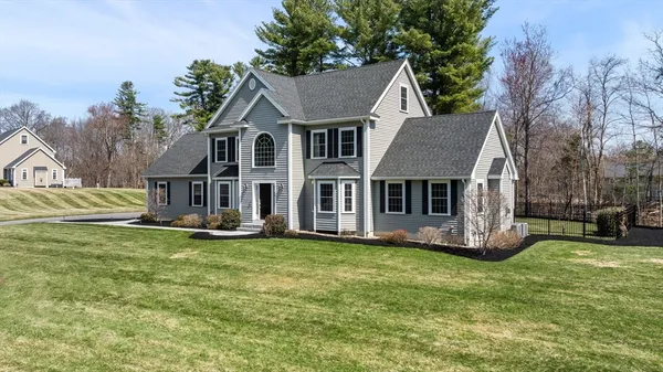 $997,000 | 10 Delray Drive, Haverhill, MA 01832