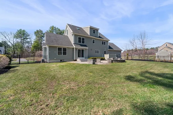 $997,000 | 10 Delray Drive, Haverhill, MA 01832