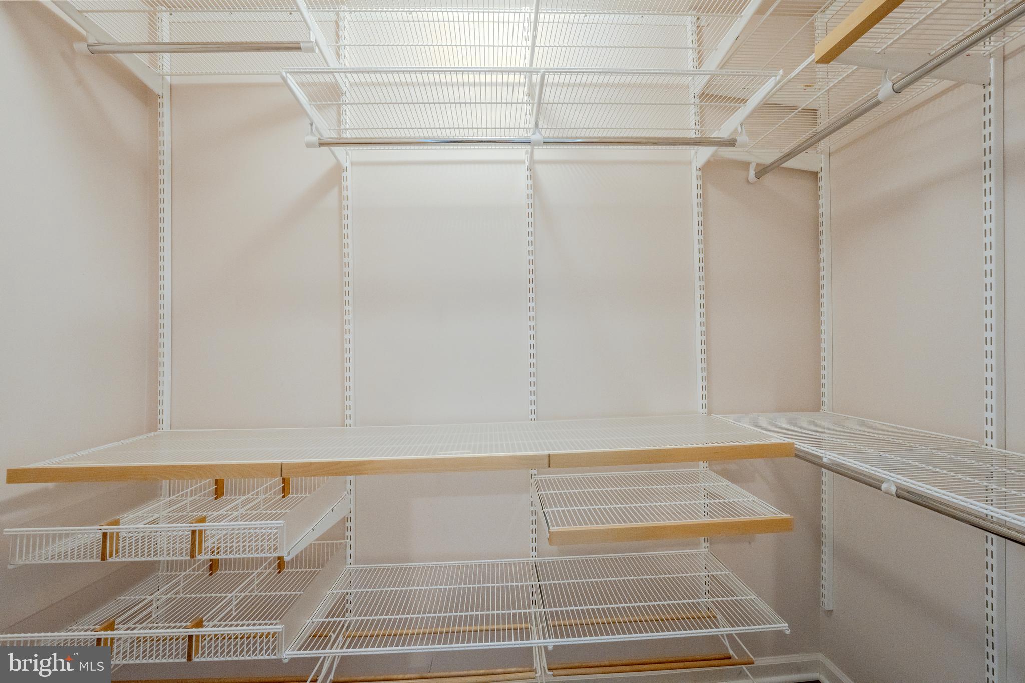 1327 Murray Downs Way Reston, VA 20194 - Photo 33 of 70 Primary Suite Walk-in Closet