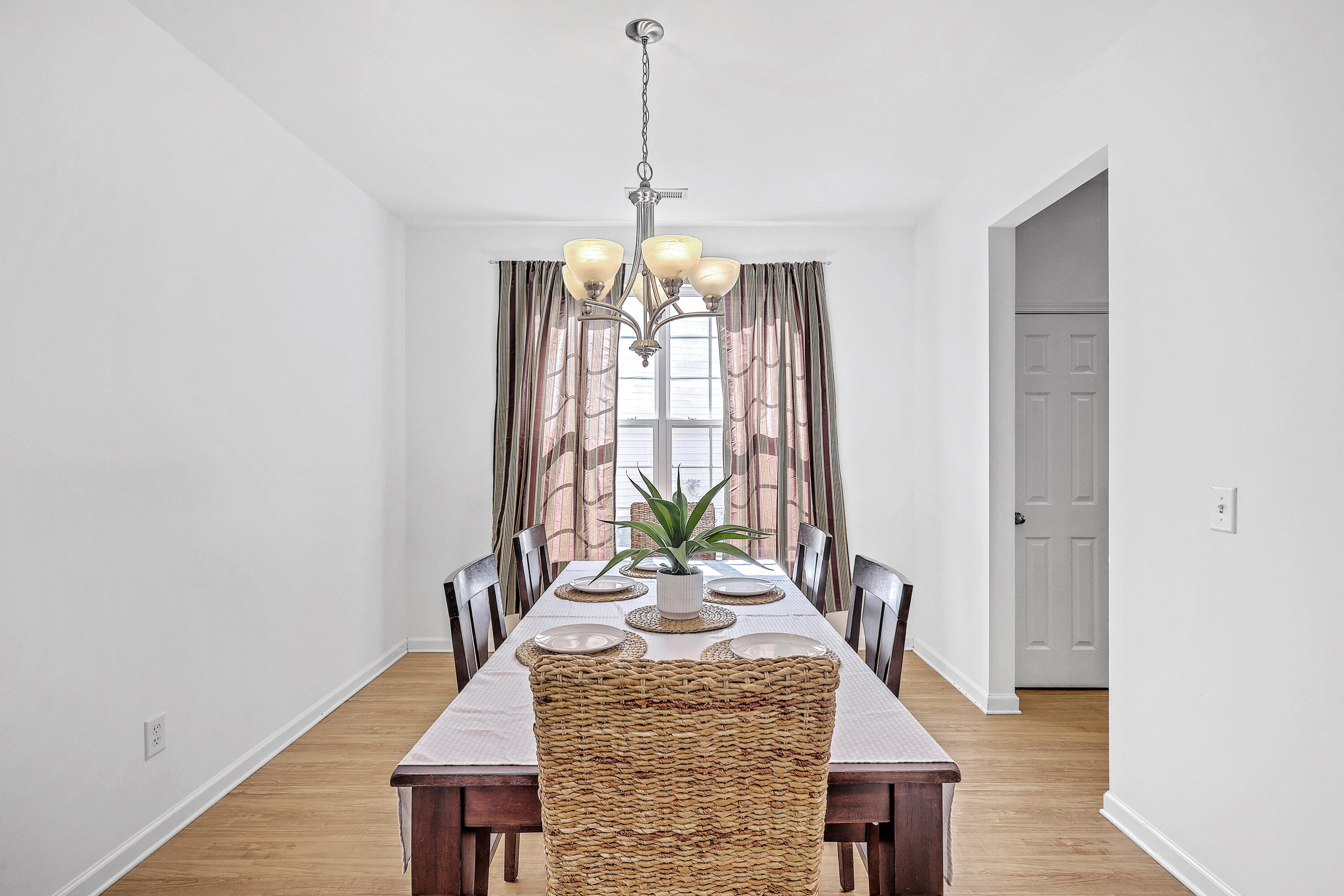 4816 West Red Maple Circle Summerville, SC 29485 - Photo 14 of 60 ZYN_1099_100_101_102_103_104_105 copy