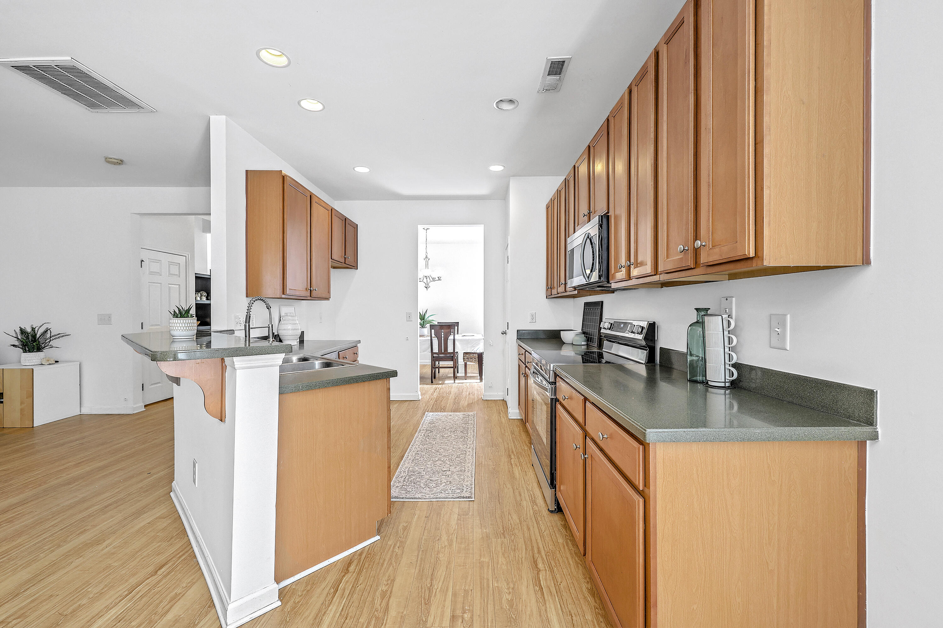 4816 West Red Maple Circle Summerville, SC 29485 - Photo 19 of 60 ZYN_1169_70_71_72_73_74_75 copy