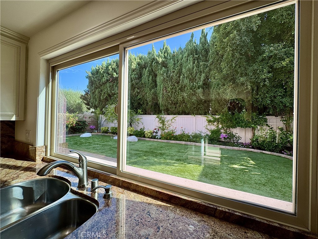 29 Sandstone Irvine, CA 92604 - Photo 13 of 31