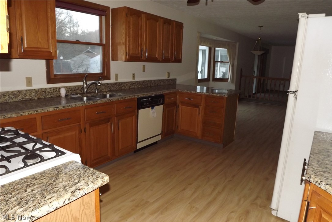 6445 State Road Cleveland, OH 44134 - Photo 9 of 20