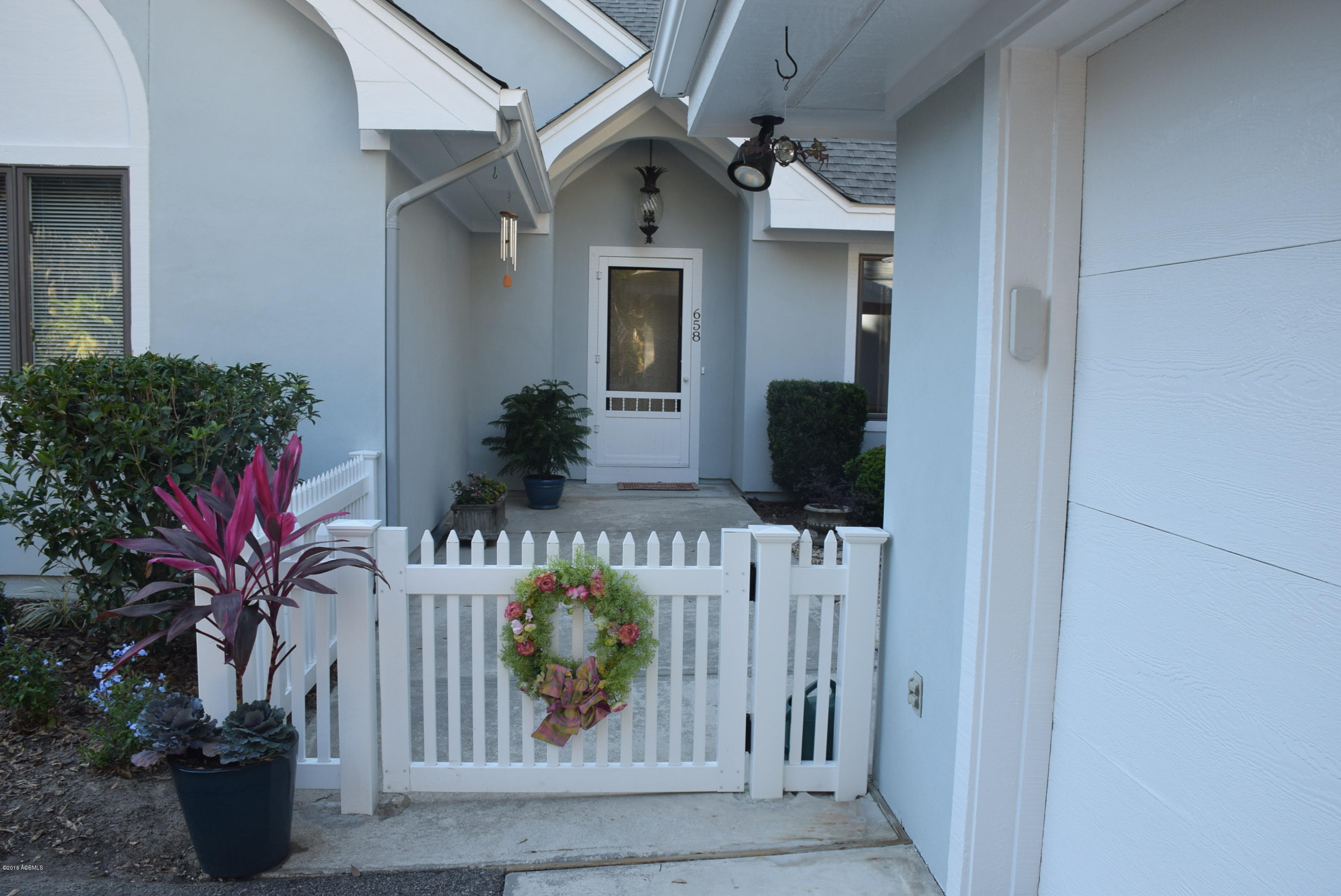 658 South Reeve Road St. Helena Island, SC 29920 - Photo 3 of 31 DSC_0010