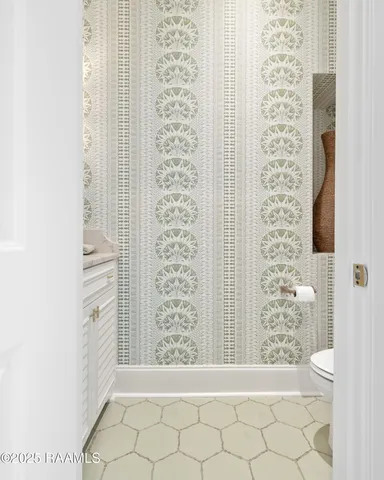 $875,000 | 211 Crossbill Drive, Lafayette, LA 70508