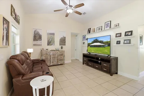 $489,000 | 1040 Southeast 162nd Place, Summerfield, FL 34491