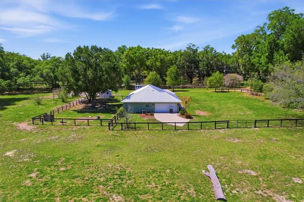 $499,000 | 1040 Southeast 162nd Place, Summerfield, FL 34491