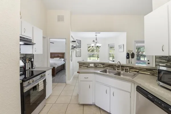 $499,000 | 1040 Southeast 162nd Place, Summerfield, FL 34491