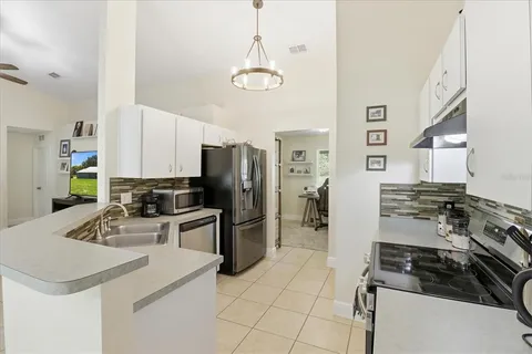$489,000 | 1040 Southeast 162nd Place, Summerfield, FL 34491