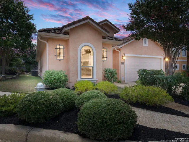 $2,900 | 16026 Huebner Bluff, San Antonio, TX 78248