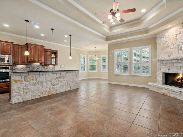 $2,900 | 16026 Huebner Bluff, San Antonio, TX 78248