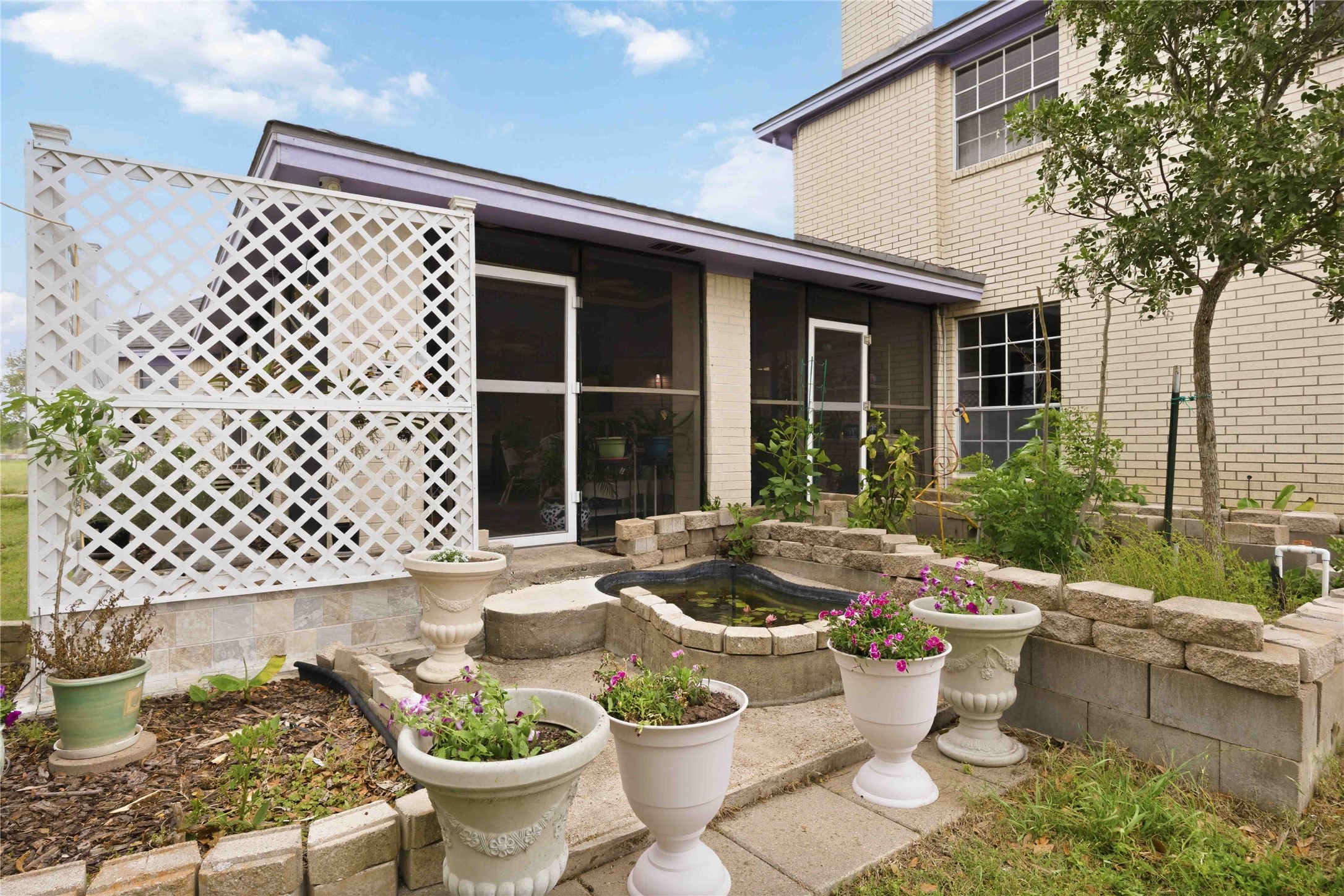 12075 Farm To Market 359 Hempstead, TX 77445 - Photo 41 of 46 a front view of a house with fountain
